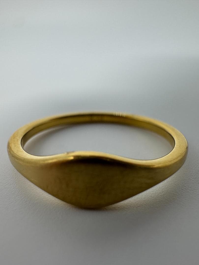 K18ゴールドリング シンプル波型1.17g/11号