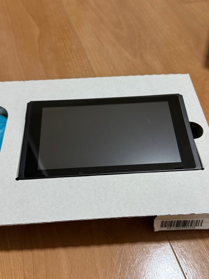 Nintendo Switch ネオンレッド/ネオンブルー 本体　完品　美品