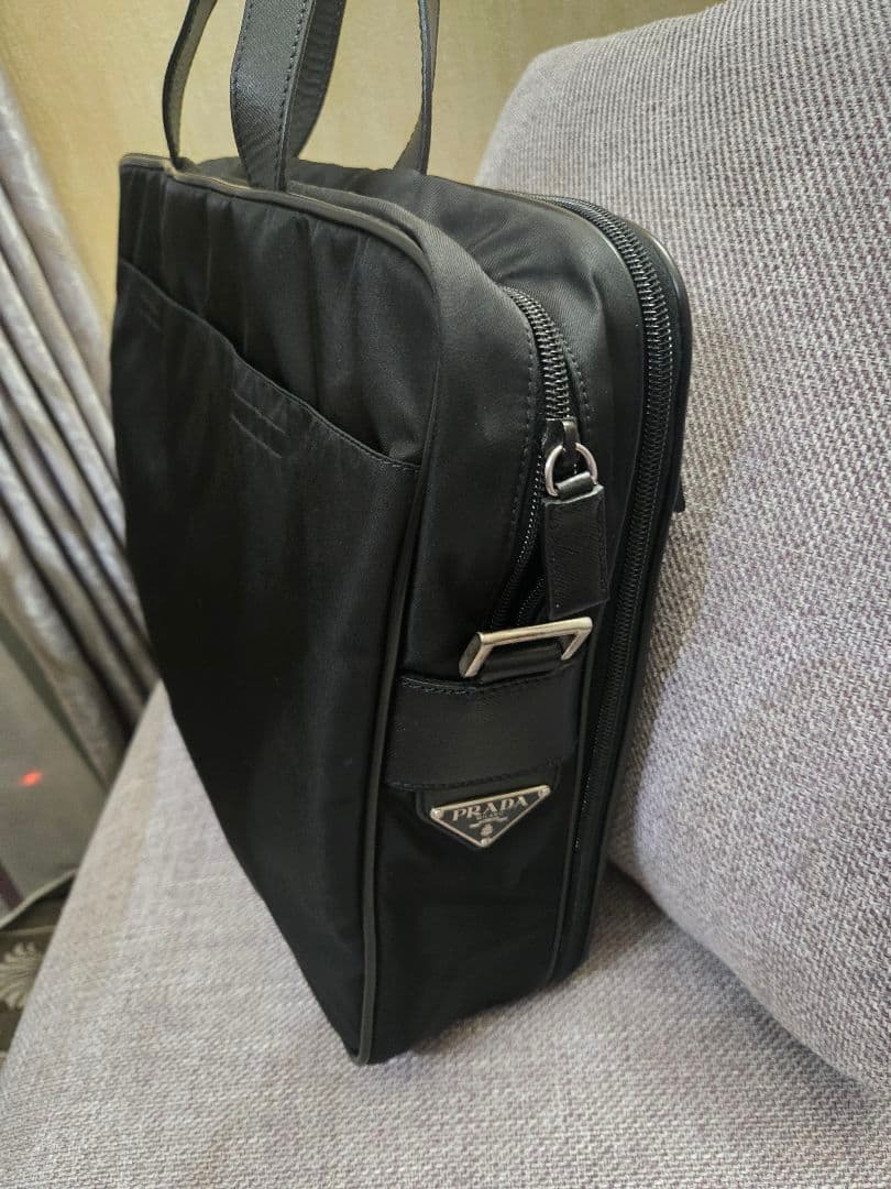 再！お値下げしました。PRADA　プラダ　ブリーフケース ビジネスバッグ　未使用
