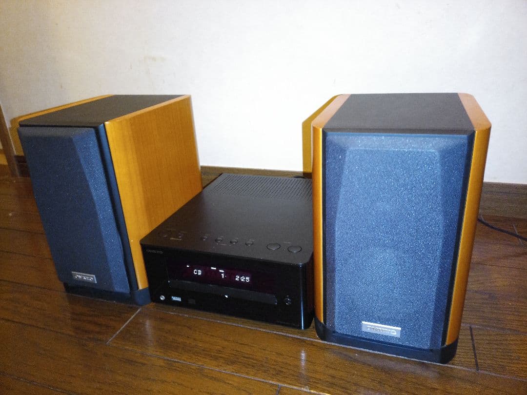 ONKYO CR-U3 アンプ本体＋ ONKYO D-112E 別売スピーカー