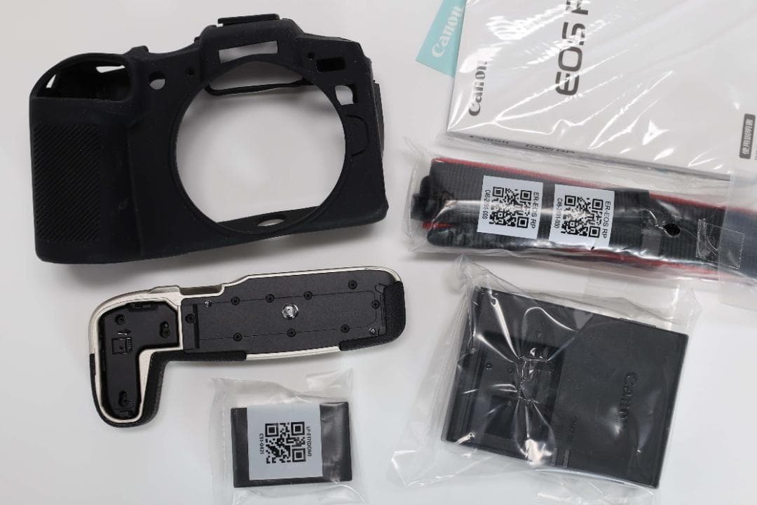 Canon EOS RP ミラーレス一眼カメラ 純正グリップ付き
