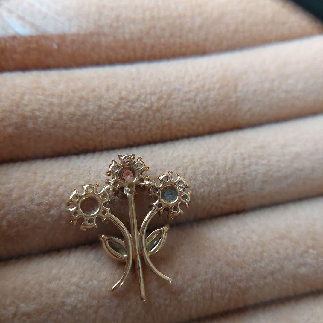 最終お値下げ美品18金製マルチカラーピンブローチ3.5g