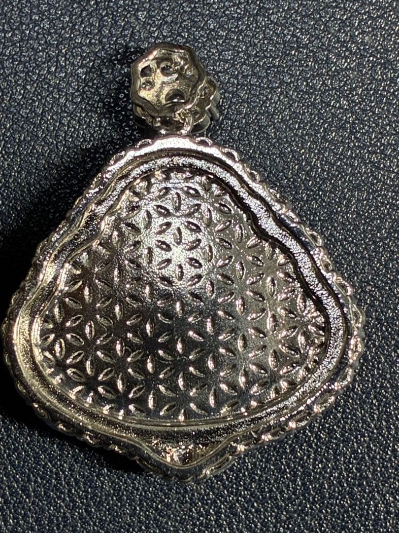 天然石　紫翡翠原石　極細工彫刻高氷種ヒスイ　アンティーク　佛像ヒスイペンダント