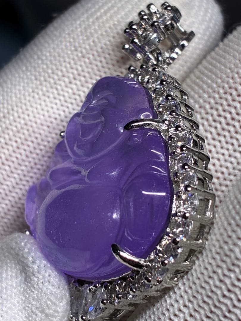 天然石　紫翡翠原石　極細工彫刻高氷種ヒスイ　アンティーク　佛像ヒスイペンダント