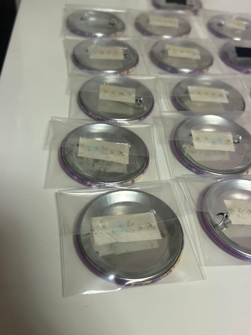 桐嶋郁弥缶バッジセット 21個