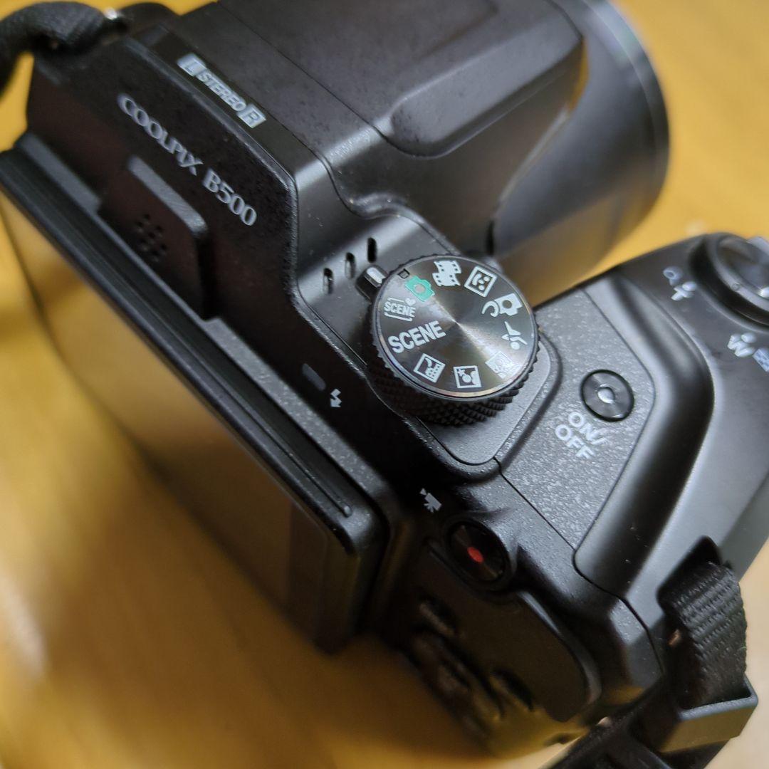 Nikon COOLPIX B500 40倍ズームレンズ