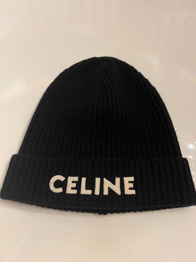 【美品】CELINE ブラック ユニセックスニット帽