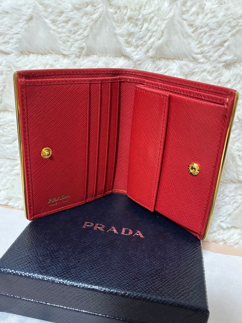 PRADA 二つ折り財布　レッド　ゴールド　1MV204 ゴールドライン