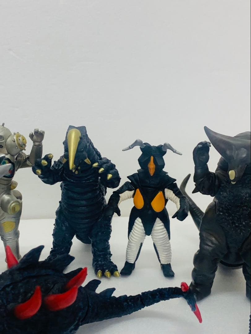 ウルトラマンシリーズ 怪獣フィギュア 15体セット