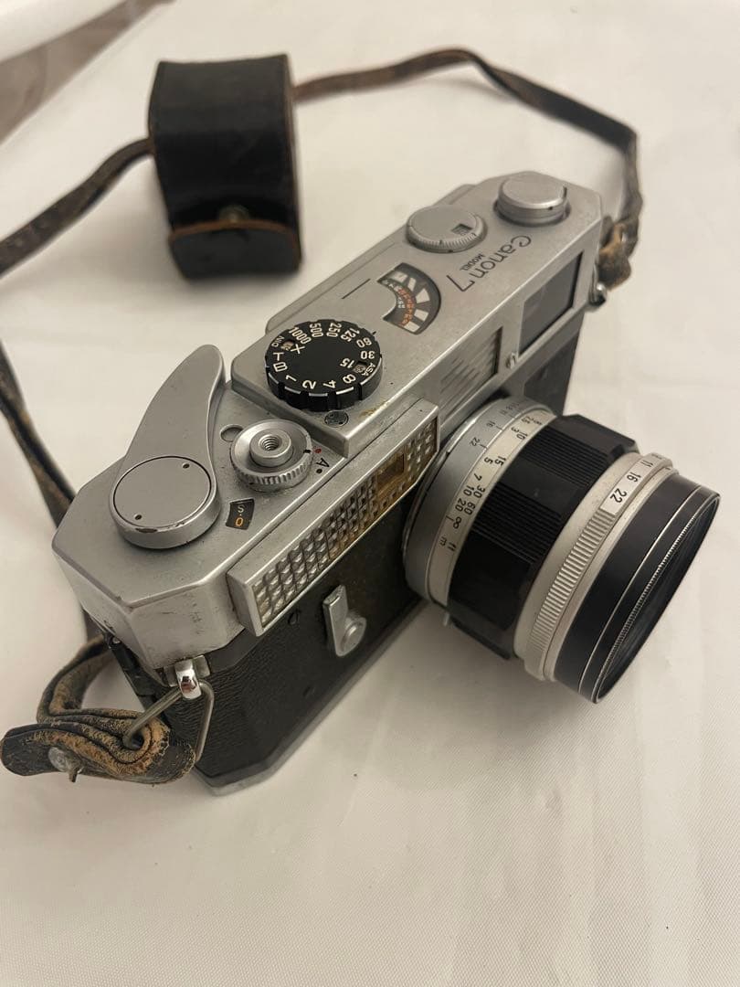 ❷Canon7 キャノン　レンズ付き 一眼レフ　フィルムカメラ