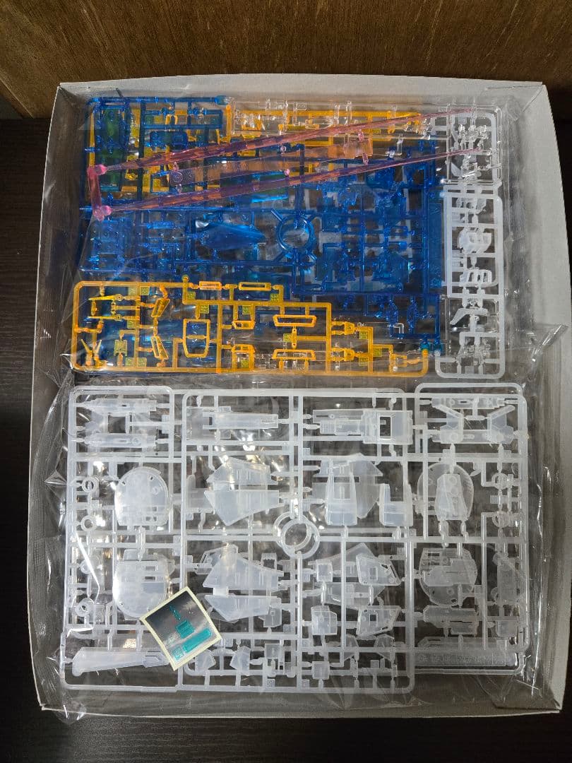 MG 1/100 ダブルゼータガンダム Ver.Ka [クリアカラー]