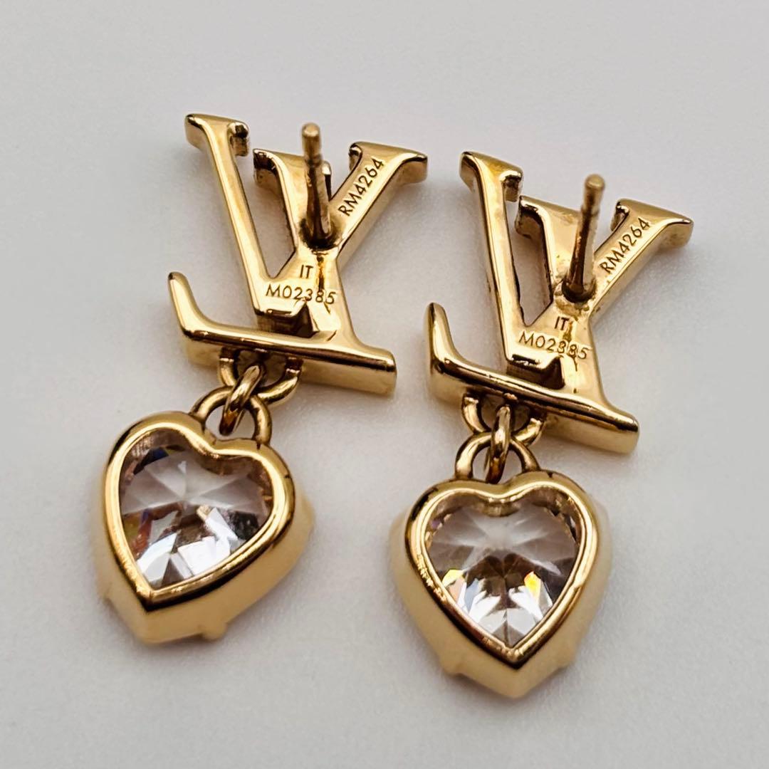 【極美品】LV ルイヴィトン ピアス LVアイコニック ハート M02385