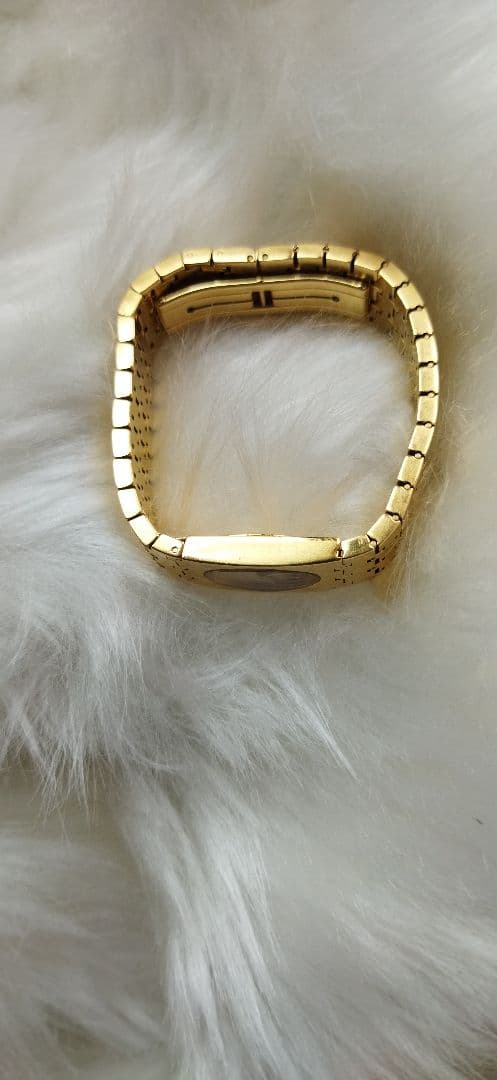 ChristianDior　腕時計　ゴールド