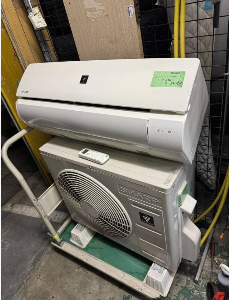 (4235)SHARP エアコン シャープ　AY-L22N-W 6畳 2021年