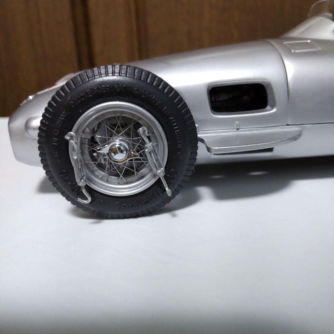 メルセデス・ベンツ W196 シルバーアロー モノポスト 1/18 シーエムシー