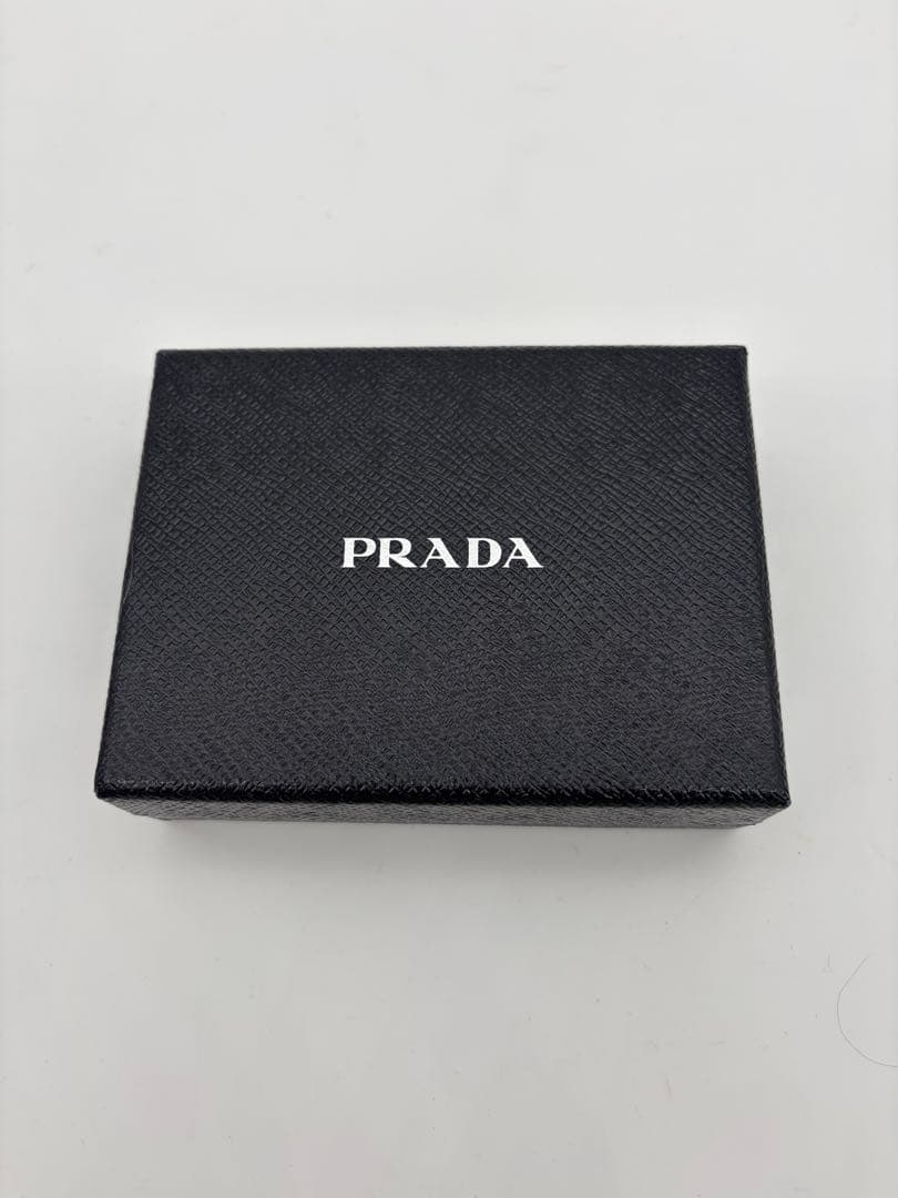PRADA ケース カードケース ラウンドファスナー ロゴ金具 付属品付き
