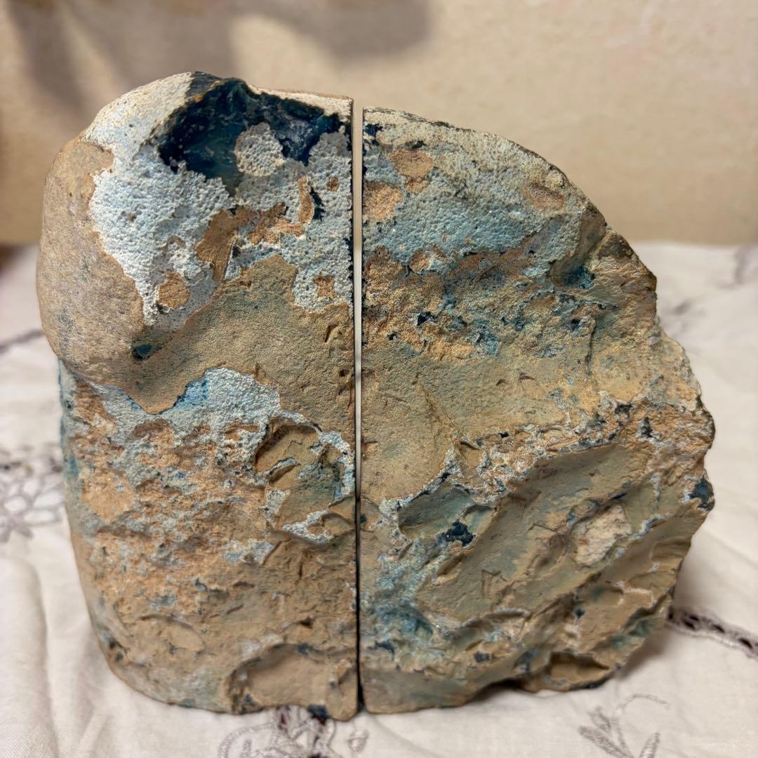 ブルーメノウ（青瑪瑙）本立て・鑑賞用約2.5kg　原石アゲート