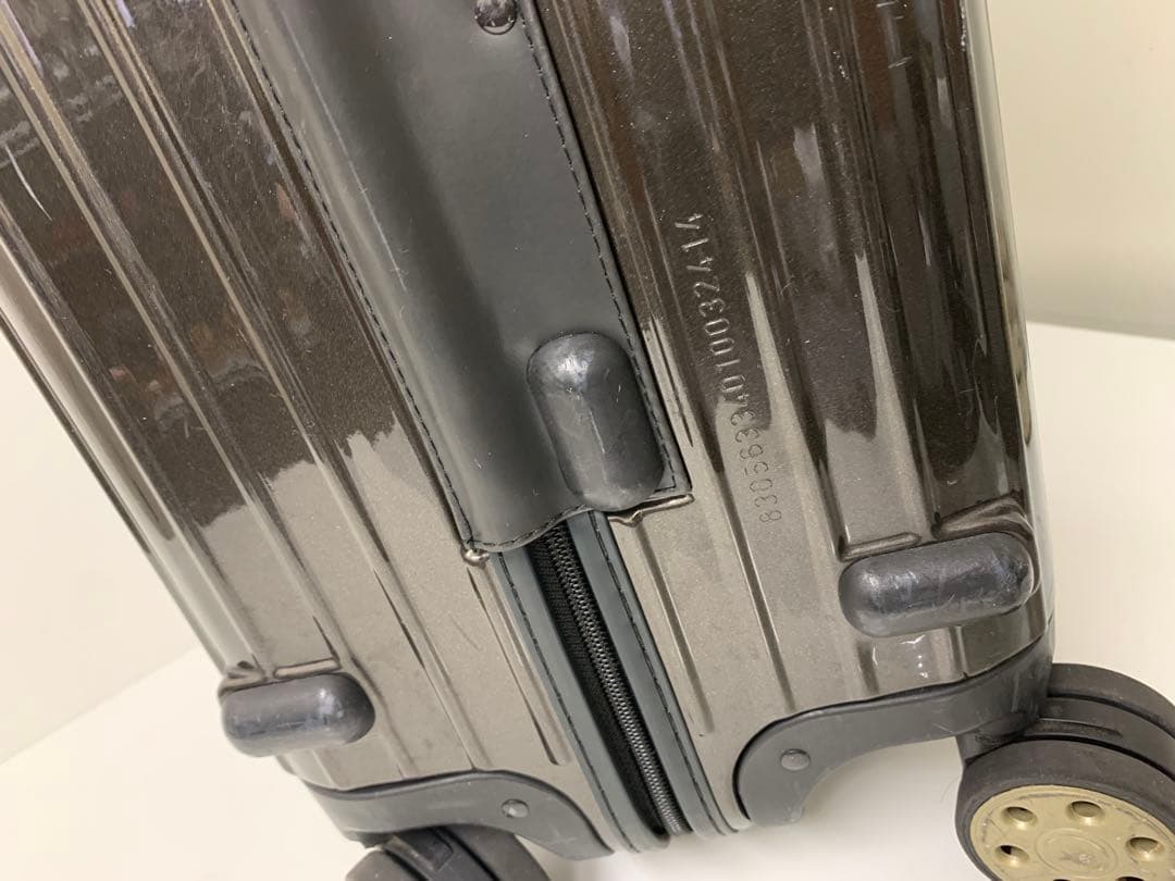 RIMOWA リモワ 47Lサル サデラックス ４輪