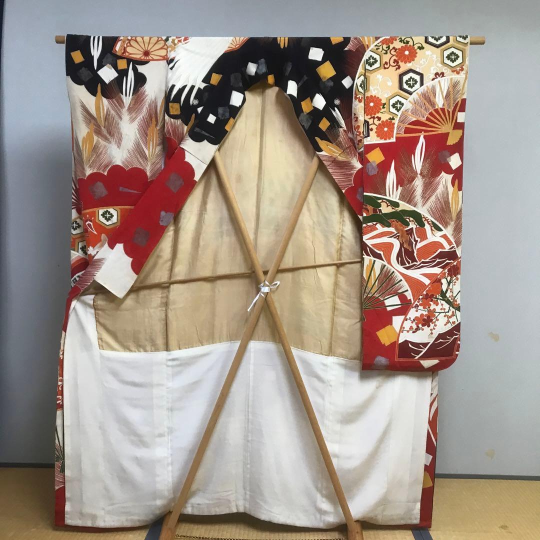 昔のアンティークな振袖