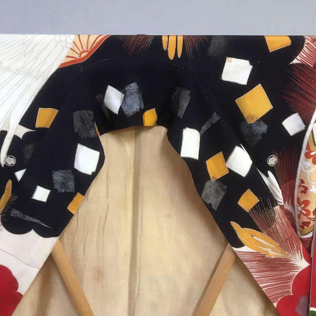 昔のアンティークな振袖