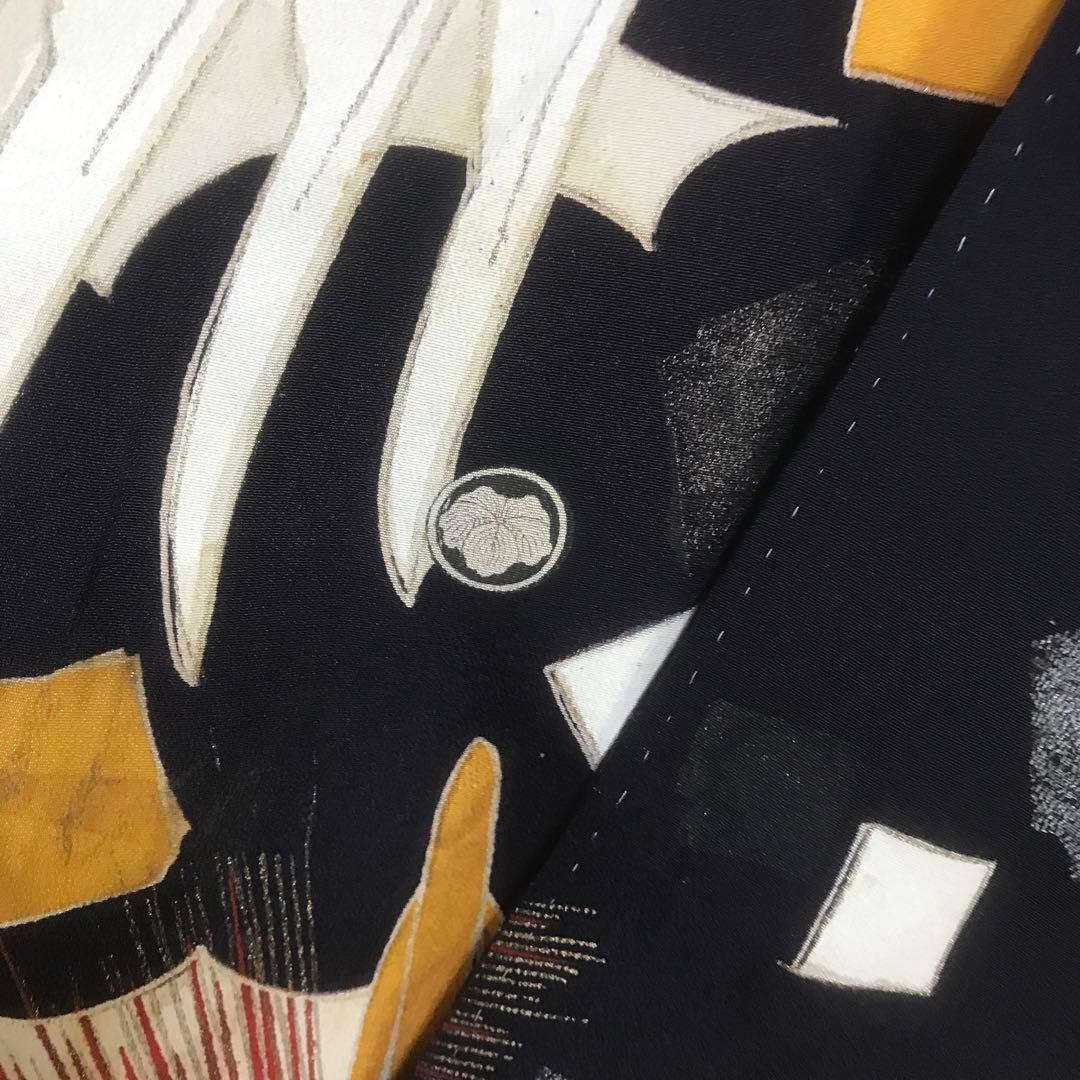 昔のアンティークな振袖