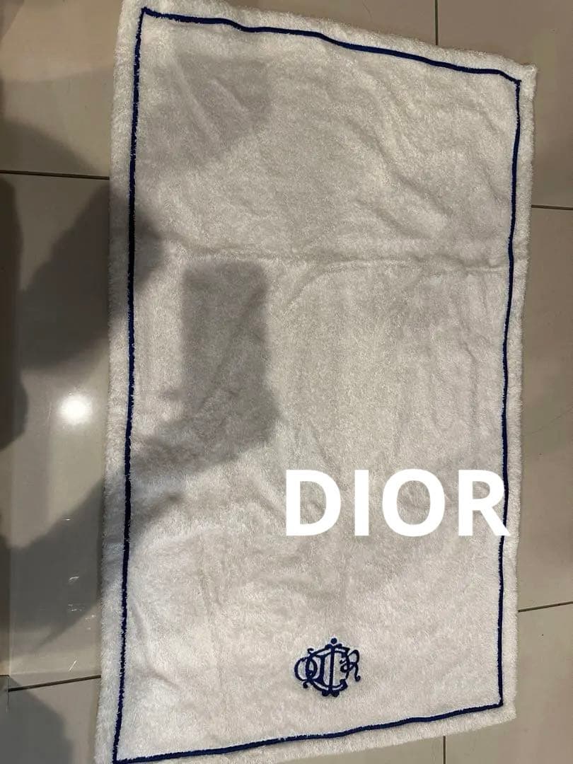 タオル　Dior