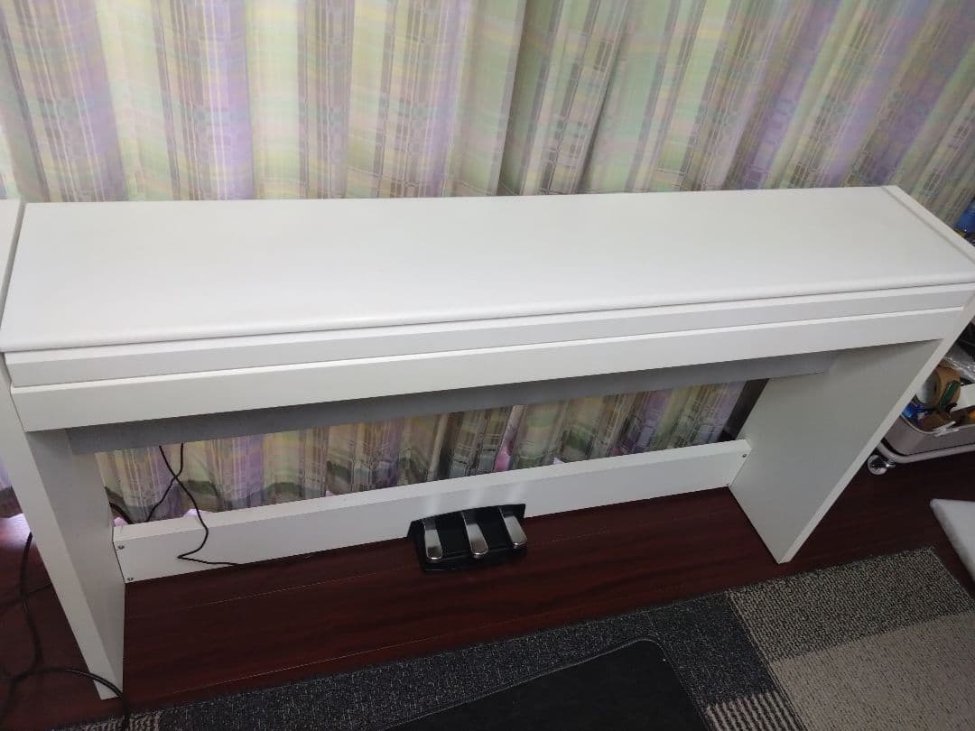 ｉ　 電子ピアノ　KORG　LP-380