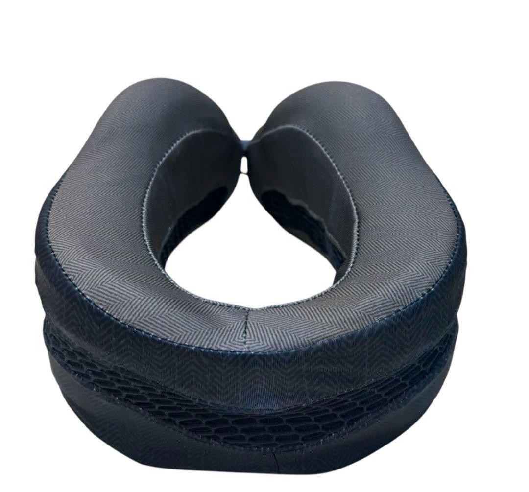 きんちゃん　ネックピロー中古　Cabeau