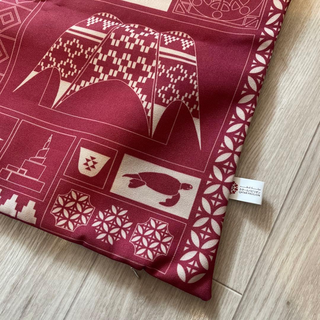 カタールパビリオン　クッションカバー