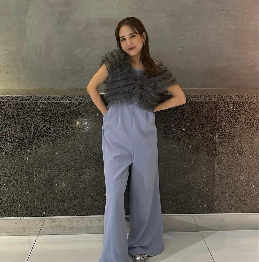 フリル付きライトブルーオールインワン