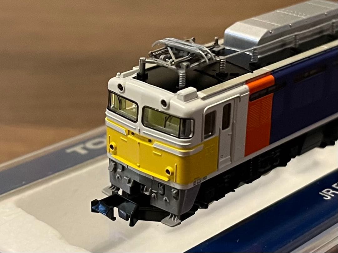 TOMIX 2141 JR EF81形電気機関車（寝台特急カシオペア）