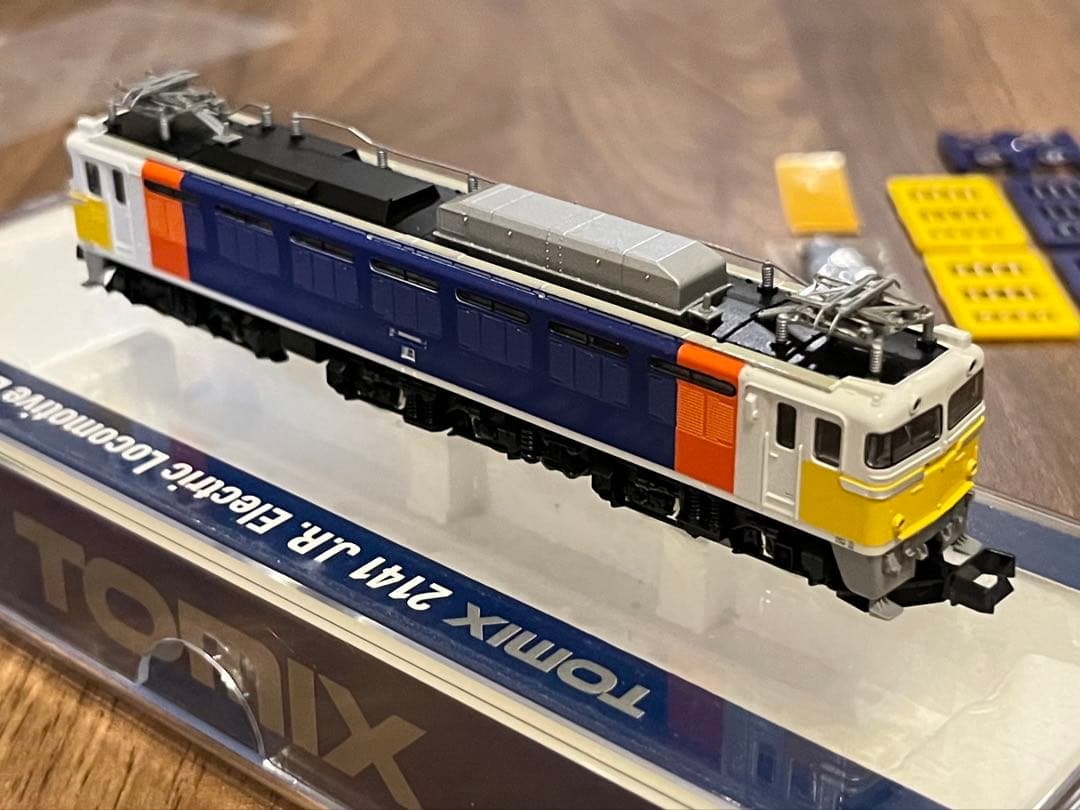 TOMIX 2141 JR EF81形電気機関車（寝台特急カシオペア）