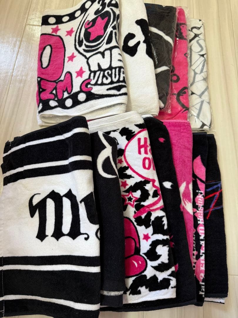 MIYAVI グッズ　まとめ売り　タオル　Tシャツ　ニット帽　25点　バラ売可