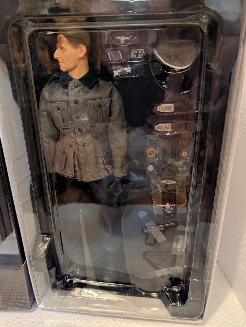 LAH Panzer Commander フィギュア