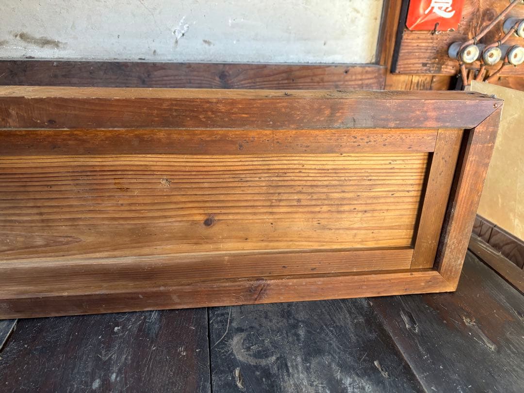 時代物 木製 建具 引き戸付き｜金網 古材 古道具 ディスプレイ