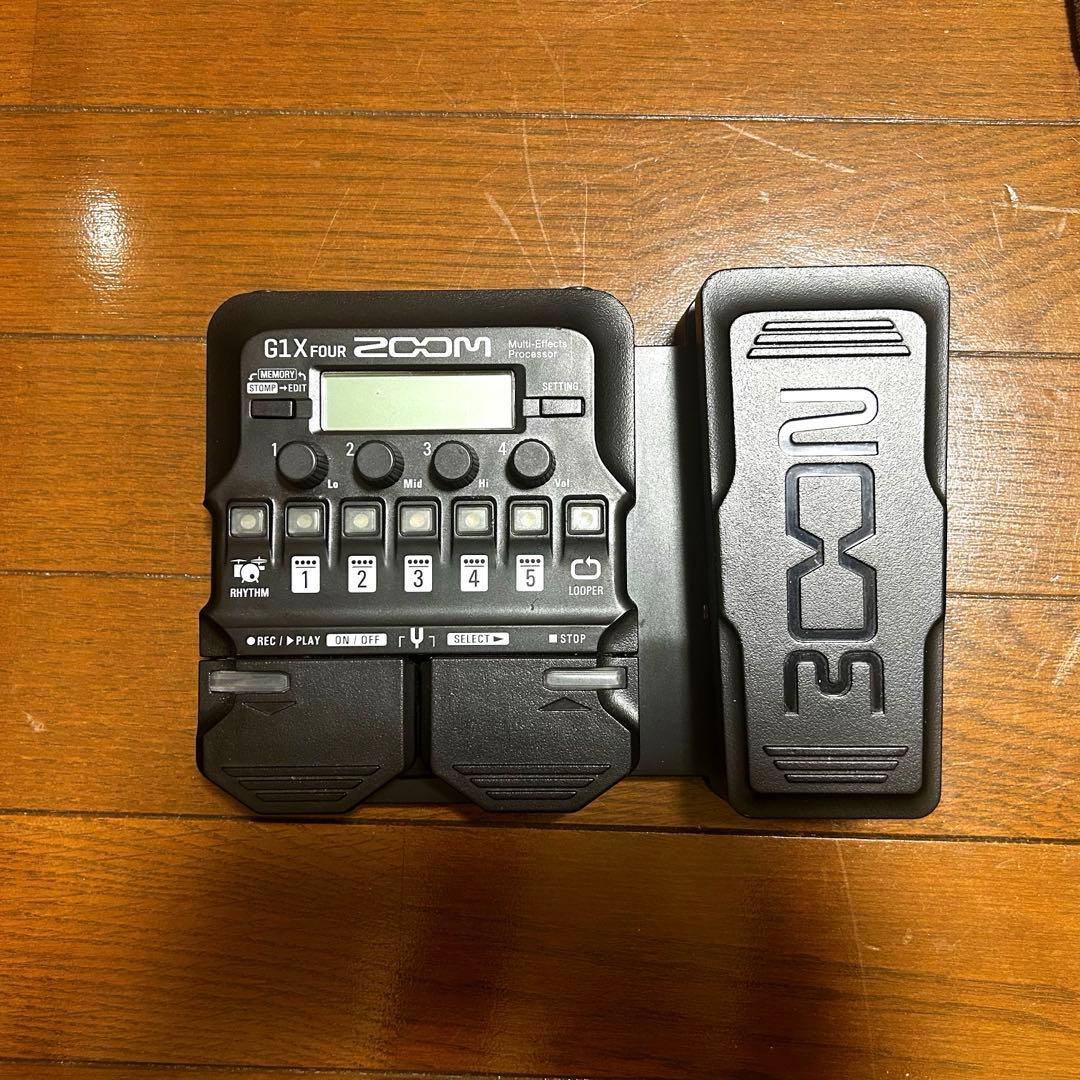 箱付き ZOOM G1X FOUR