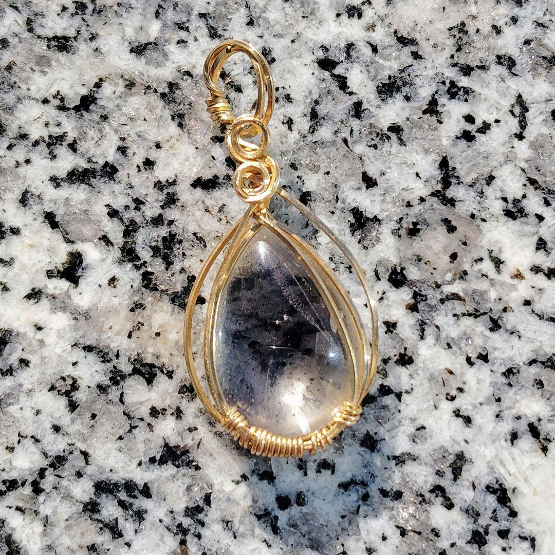 ティンカーベルクォーツ✨ピンクファイヤークォーツ✨ペンダントトップ 幻の水晶✨