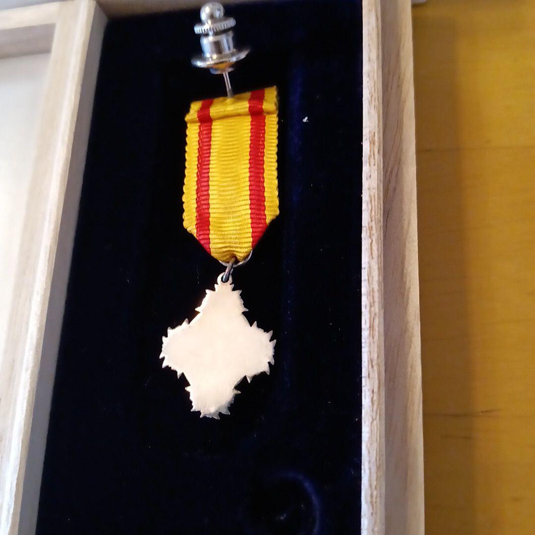 【超激レア 極美品】宝冠六等章 略章勲章 勲六等宝冠章 勲章 徽章 67