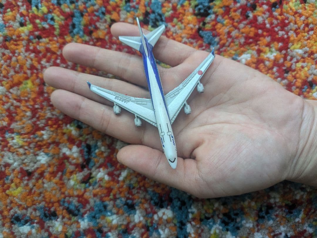 ANA 飛行機模型　JA8958 箱なし