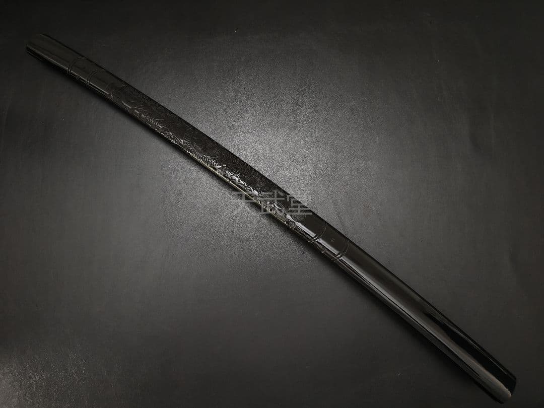 CSQ02　日本刀鞘　黒鞘　龍図　両面彫刻　拵え　栗形　反り約2.3CM