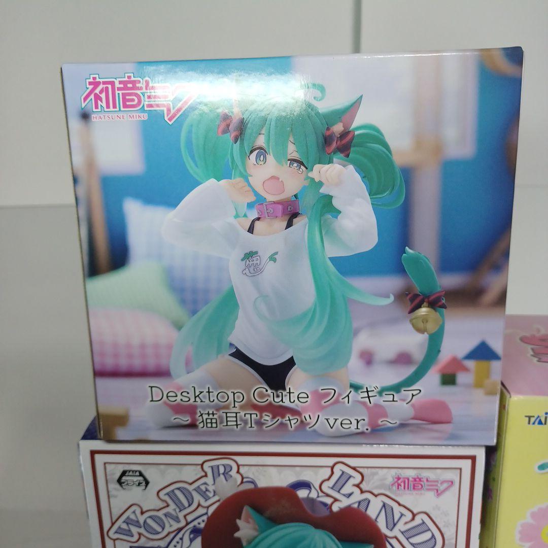 初音ミク フィギュア　デスクトップキュート　猫　長靴を履いた猫　イースター