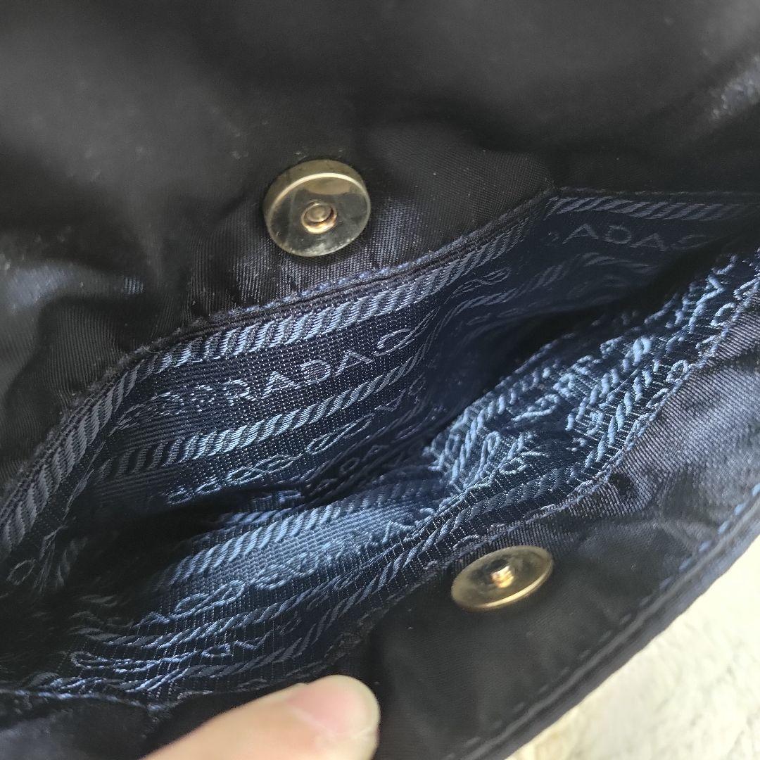 PRADA トライアングルロゴ ミニハンドバッグ ブラック ゴールド