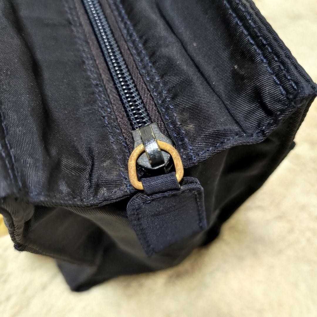 PRADA トライアングルロゴ ミニハンドバッグ ブラック ゴールド