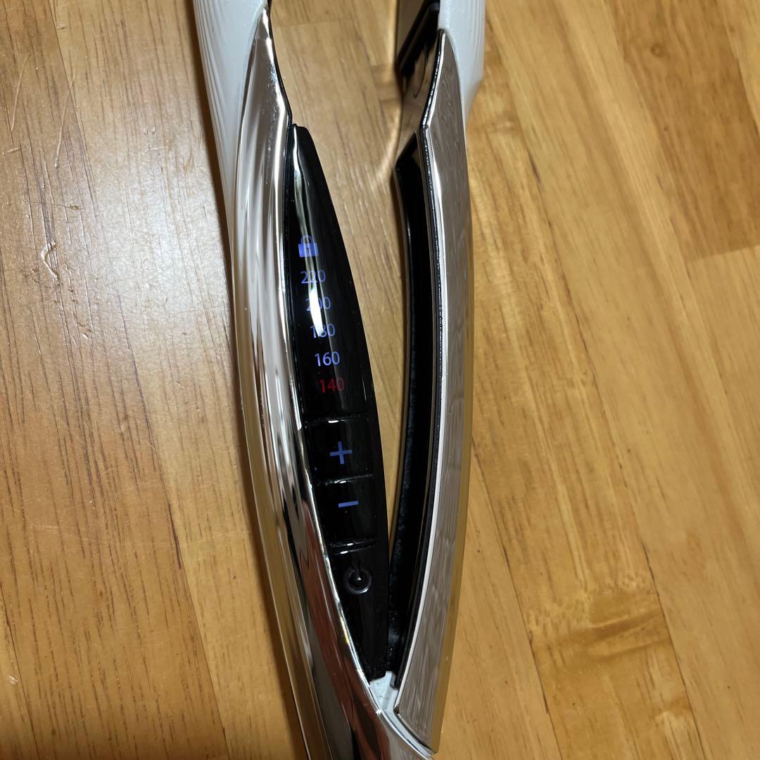 リファ　ReFa ストレートヘアアイロン 2023年製　ホワイト