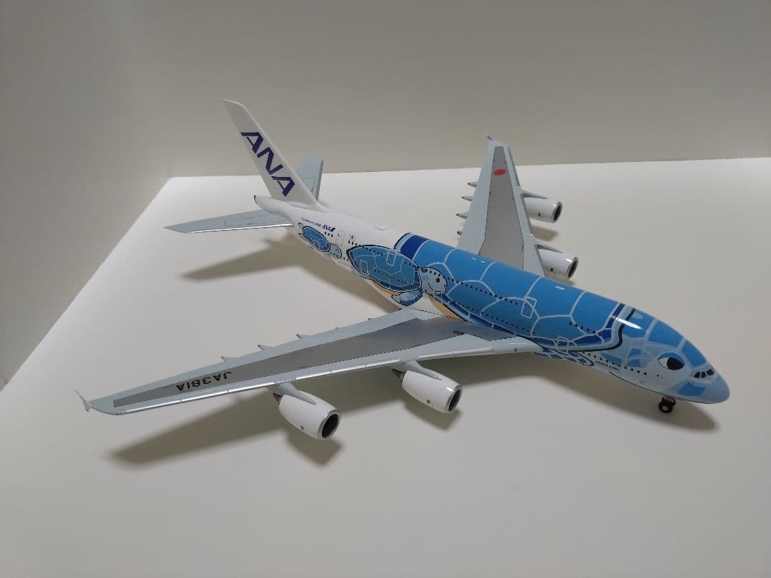 ANA全日空 A380 フライングホヌ1号機　JA381A　1/200