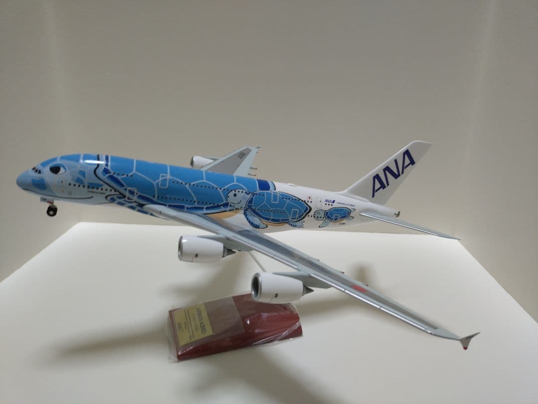 ANA全日空 A380 フライングホヌ1号機　JA381A　1/200