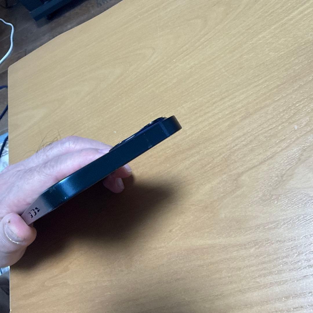 iPhone13本体ミッドナイト128GB美品(ケース、新品フィルム付)