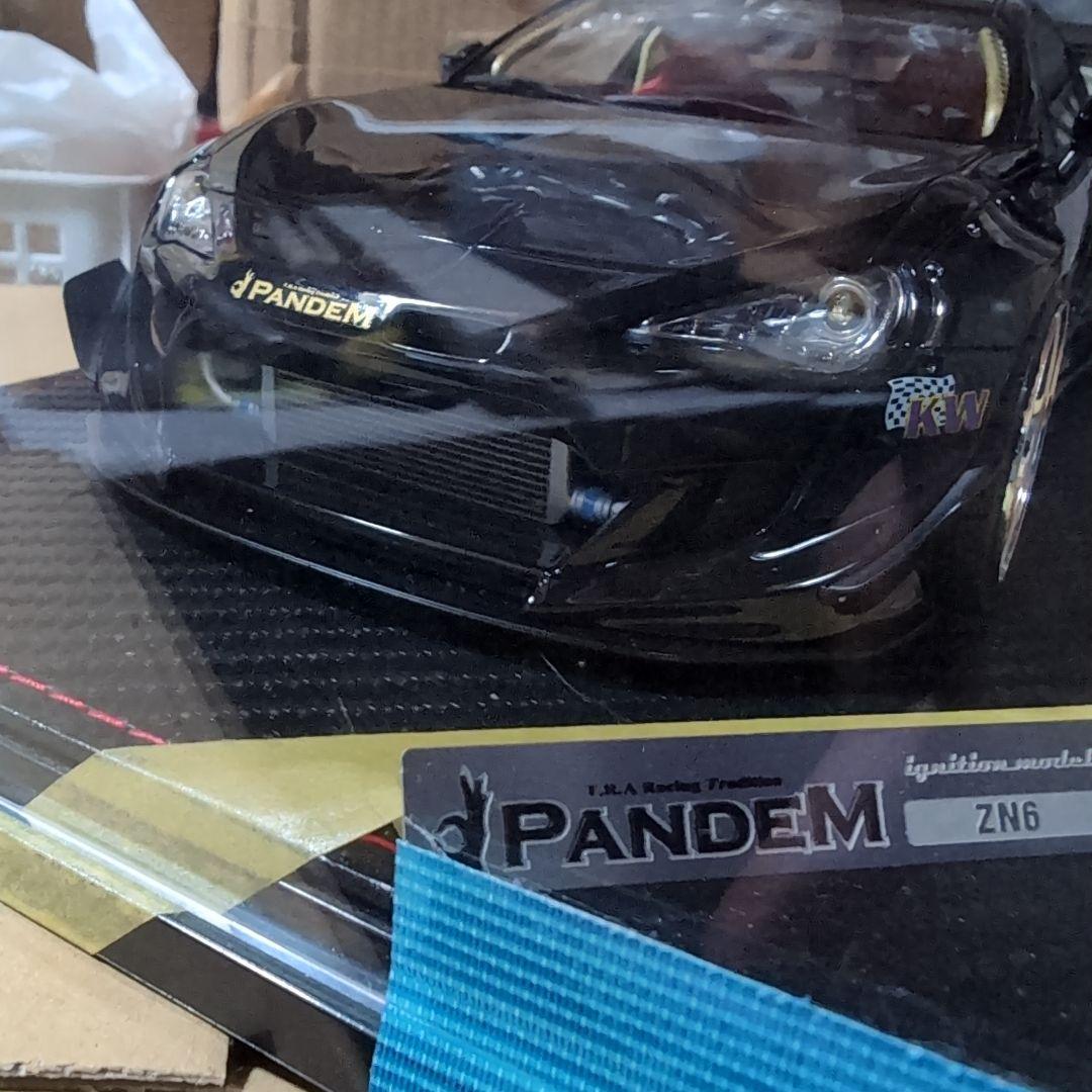 イグニッションモデル　1/18 パンデム86