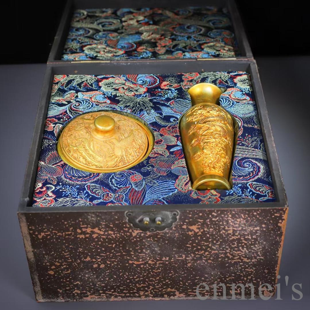 中国古美術 龍鳳文彫刻壺と容器セット 共箱 描金 純銅製 花瓶揃 供養用 置物