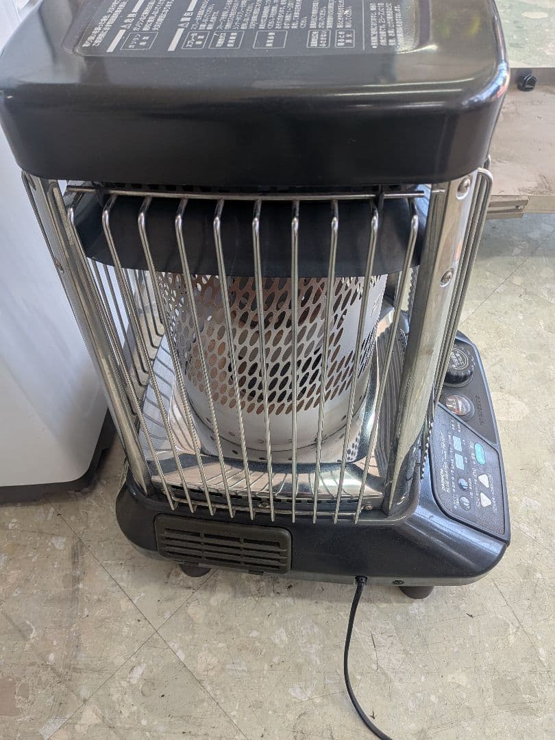 業務用ストーブ　ダイニチ ブルーヒーター FM-101N